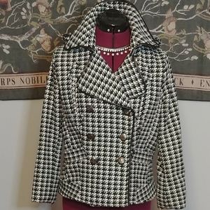 Cute Jou Jou houndstooth pea coat